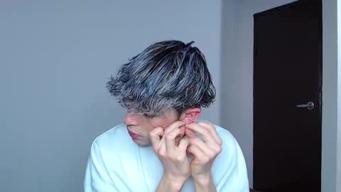 Snapshot of john_vichenso chatting on 10.28.25 John Vichenso online show from 10.28.25