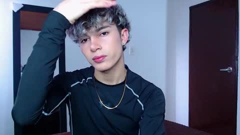 John Vichenso online show from 11.10.25