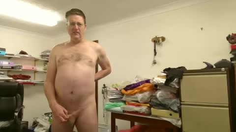 Snapshot of johnathan_stuart33 chatting on 02.26.25 johnathan_stuart33 online show from 02.26.25