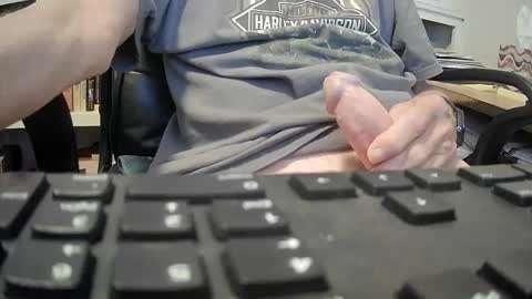 Snapshot of johngp777 chatting on 09.18.25 johngp777 online show from 09.18.25