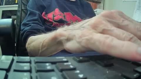 Snapshot of johngp777 chatting on 04.25.26 johngp777 online show from 04.25.26