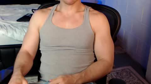 Snapshot of johnnieredd chatting on 04.08.26 Johnnie Redd online show from 04.08.26