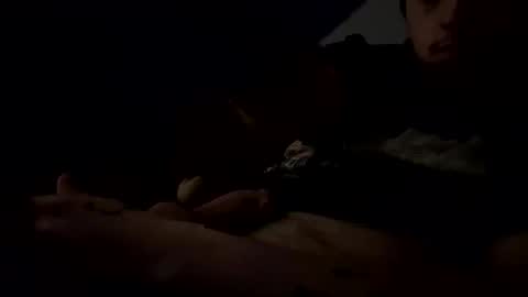 Snapshot of johnny981047 chatting on 04.13.26 johnny981047 online show from 04.13.26