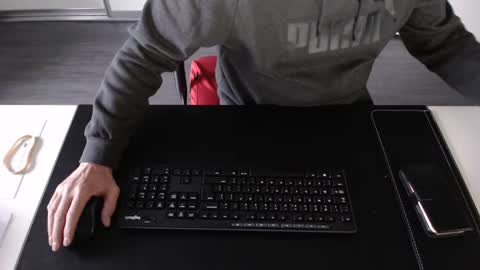 Johnny Walker13 online show from 12.10.24