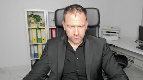 Snapshot of johnnydough82 chatting on 12.25.24 johnnydough82 online show from 12.25.24