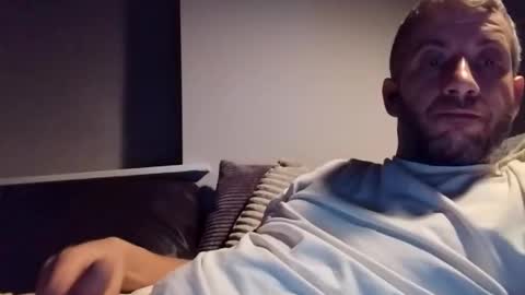 Snapshot of johnnypoly chatting on 11.30.25 bigboy online show from 11.30.25