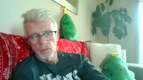 johnnyrocket12345678 online show from 12.28.24