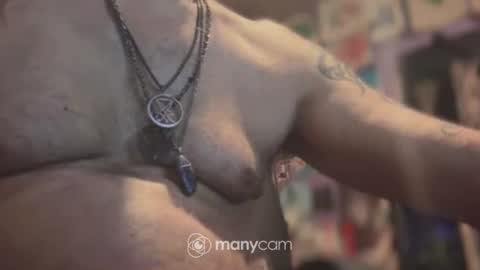 Snapshot of johnnyshung1 chatting on 01.06.25 johnnyshung1 online show from 01.06.25