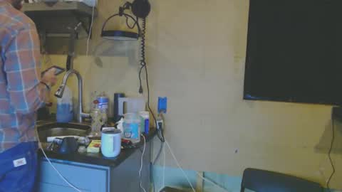 Snapshot of johnplayer23 chatting on 02.09.25 johnplayer23 online show from 02.09.25