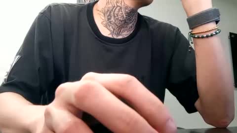 johnsonisaac94  online show from 10.31.25