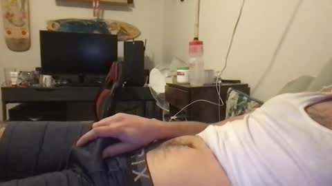 Snapshot of johntizzz chatting on 11.30.25 johntizzz online show from 11.30.25