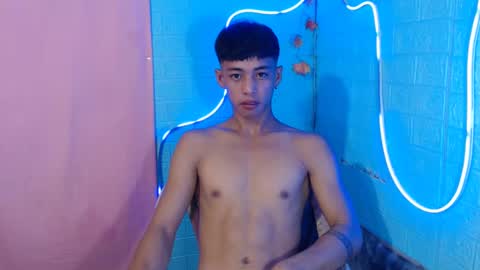 Snapshot of johnydestroyer chatting on 02.23.25 johnydestroyer online show from 02.23.25