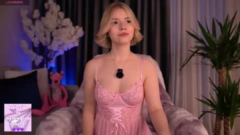 Paula online show from 11.15.25