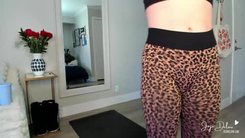 Snapshot of jojodelow chatting on 01.31.25 online show from 01.31.25