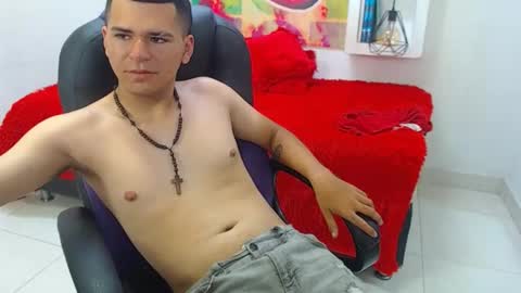 Snapshot of jokerbrad_1 chatting on 09.27.25 jokerbrad_1 online show from 09.27.25