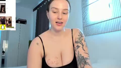 Snapshot of joliejoy chatting on 07.09.26 Jolie My snapchat got deleted. If you were subscribed dm me my former username or scroll down and click on snapchat media online show from 07.09.26