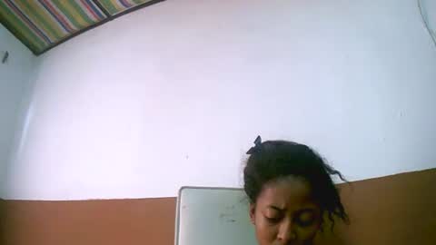 Snapshot of joliekah27 chatting on 02.05.25 joliekah27 online show from 02.05.25