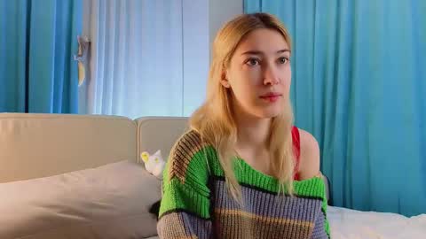 Viola online show from 12.15.25