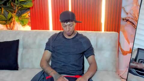 jonathan_guzman_ online show from 03.10.26