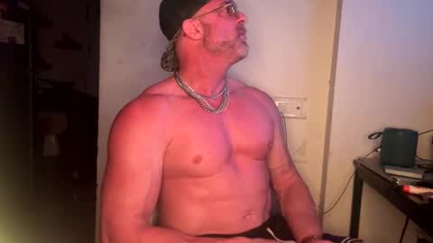 Snapshot of jonnycockfill chatting on 11.19.25 Jonny Cockfill online show from 11.19.25