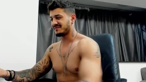 jonnyporn1 online show from 01.06.25