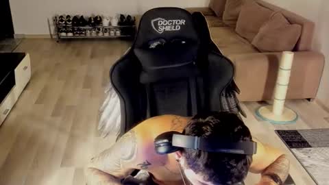 jonnyporn1 online show from 12.16.25