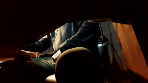 Jonathon Swift online show from 03.05.25