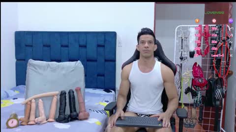 jose_rumbero91 online show from 02.19.26