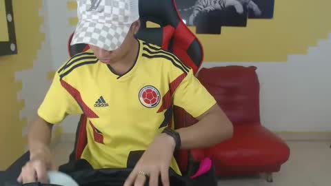 jose_sexycumm online show from 01.04.25