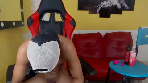 jose_sexycumm online show from 01.17.25
