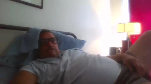 Snapshot of josehosebb chatting on 09.26.25 josehosebb online show from 09.26.25