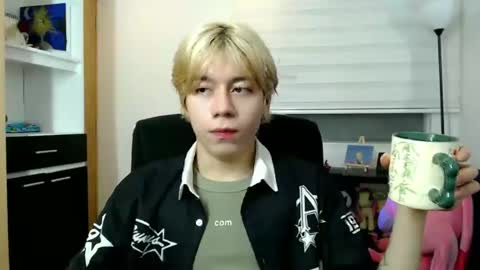 Snapshot of joseon_cute chatting on 06.25.26 joseon_cute online show from 06.25.26