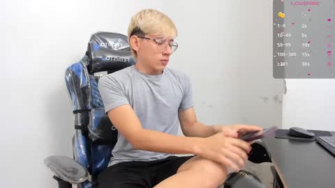 Snapshot of joseph_brown_ chatting on 12.26.24 JOSEPH BROWN online show from 12.26.24