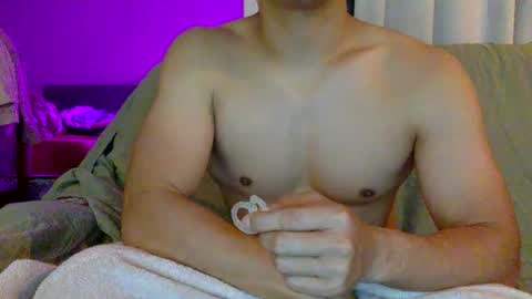 Snapshot of joshasian0713 chatting on 10.02.25 joshasian0713 online show from 10.02.25