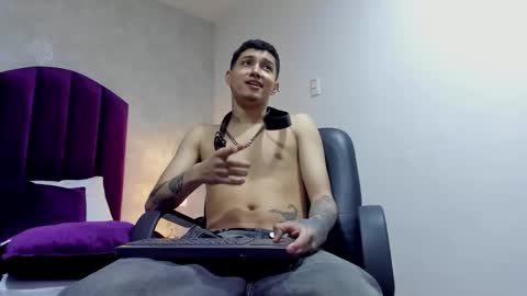 Snapshot of joshbeech chatting on 02.18.26 JoshBeech online show from 02.18.26