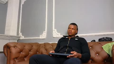 Snapshot of joshloganx chatting on 01.22.25 joshloganx online show from 01.22.25