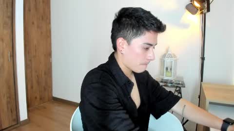 Snapshot of joshonair chatting on 06.05.26 Josh online show from 06.05.26
