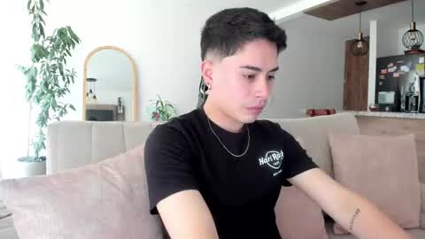 Snapshot of joshonair chatting on 06.10.26 Josh online show from 06.10.26
