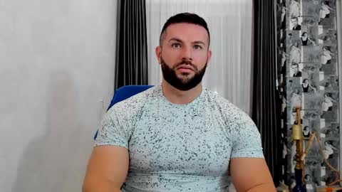 Snapshot of joshuamuscle69 chatting on 02.11.26 joshuamuscle69 online show from 02.11.26