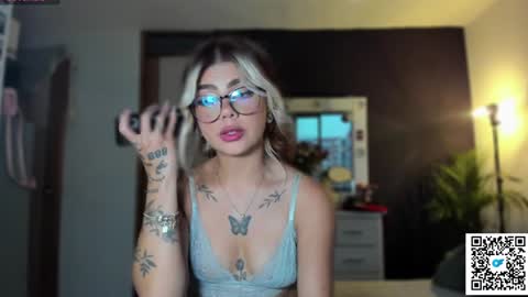 josephine   independent model    online show from 01.20.25