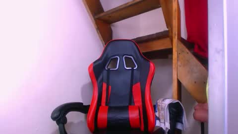 josue_linares online show from 04.15.26