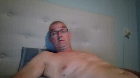 Snapshot of josvenithijs chatting on 08.08.26 josvenithijs online show from 08.08.26