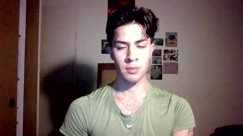 Snapshot of jotarojas1 chatting on 12.12.24 jotarojas1 online show from 12.12.24