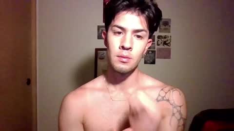 Snapshot of jotarojas1 chatting on 01.04.25 jotarojas1 online show from 01.04.25