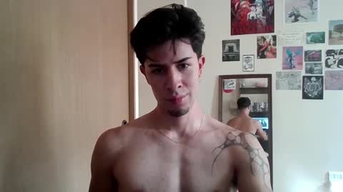 Snapshot of jotarojas1 chatting on 01.04.25 jotarojas1 online show from 01.04.25