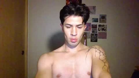 Snapshot of jotarojas1 chatting on 01.07.25 jotarojas1 online show from 01.07.25