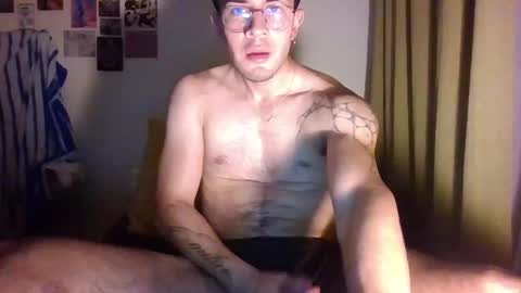 Snapshot of jotarojas1 chatting on 01.22.25 jotarojas1 online show from 01.22.25