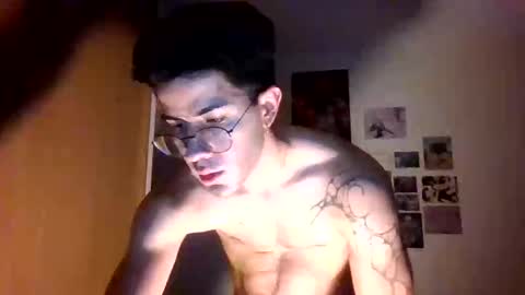 Snapshot of jotarojas1 chatting on 01.27.25 jotarojas1 online show from 01.27.25