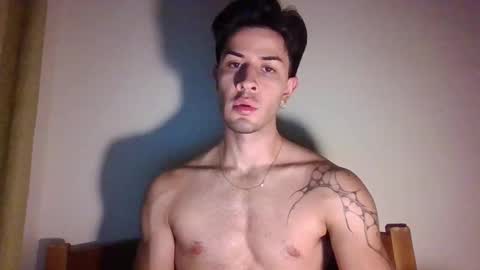 Snapshot of jotarojas1 chatting on 03.04.25 jotarojas1 online show from 03.04.25