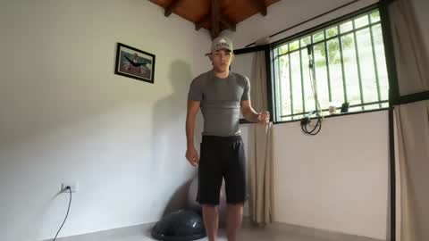 Snapshot of joulianogreco1 chatting on 05.29.26 Im Jouliano online show from 05.29.26